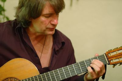 Владимир Капгер.
Бард. Домашний концерт 22 июня 2005г.
