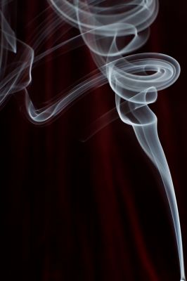 Опыты с задутой свечой.
