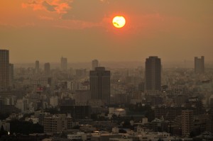 Заход солнца, вид с Токийской Башни (Tokyo Tower)